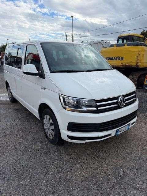 Volkswagen KOMBI 9 posti Photo 2