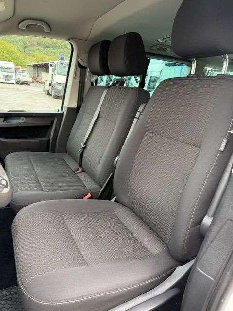 Volkswagen KOMBI 9 posti Photo 5