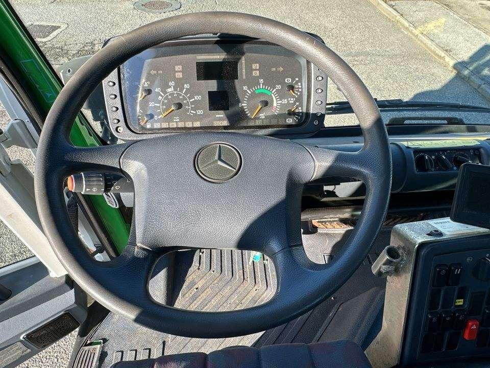 Mercedes-Benz Unimog 405 4X4 Photo 13