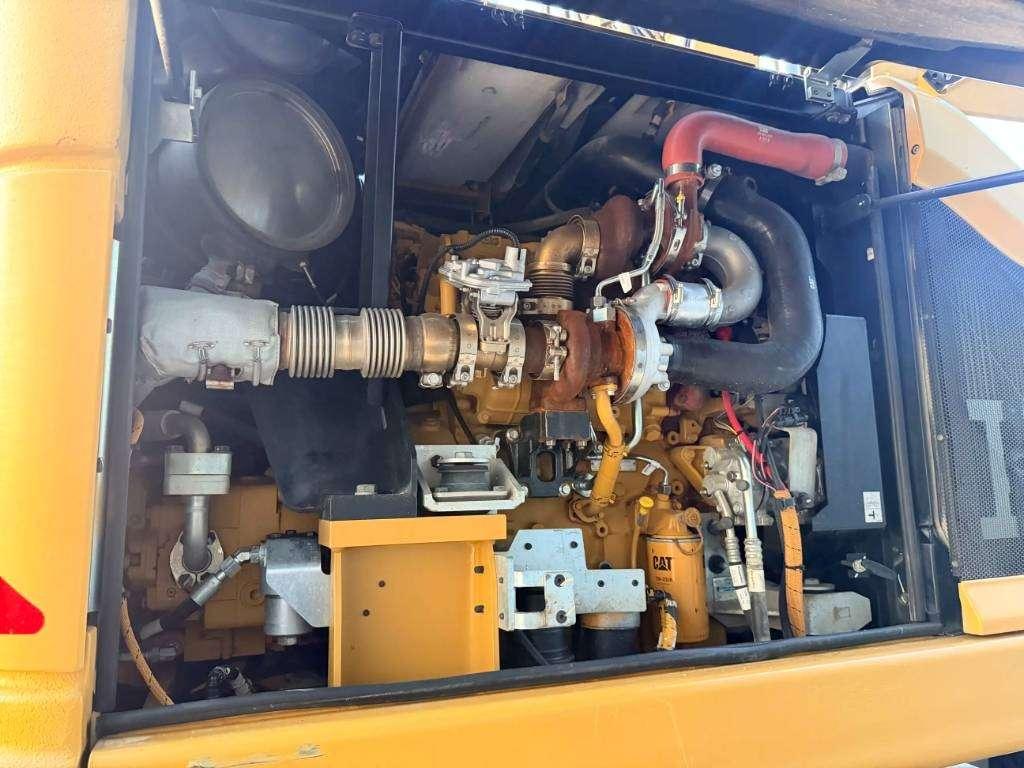 Caterpillar M315F Photo 17