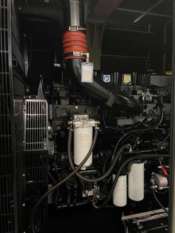 Cummins QSZ13-G13 - 550 kVA Generator - DPX-19846 Photo 10