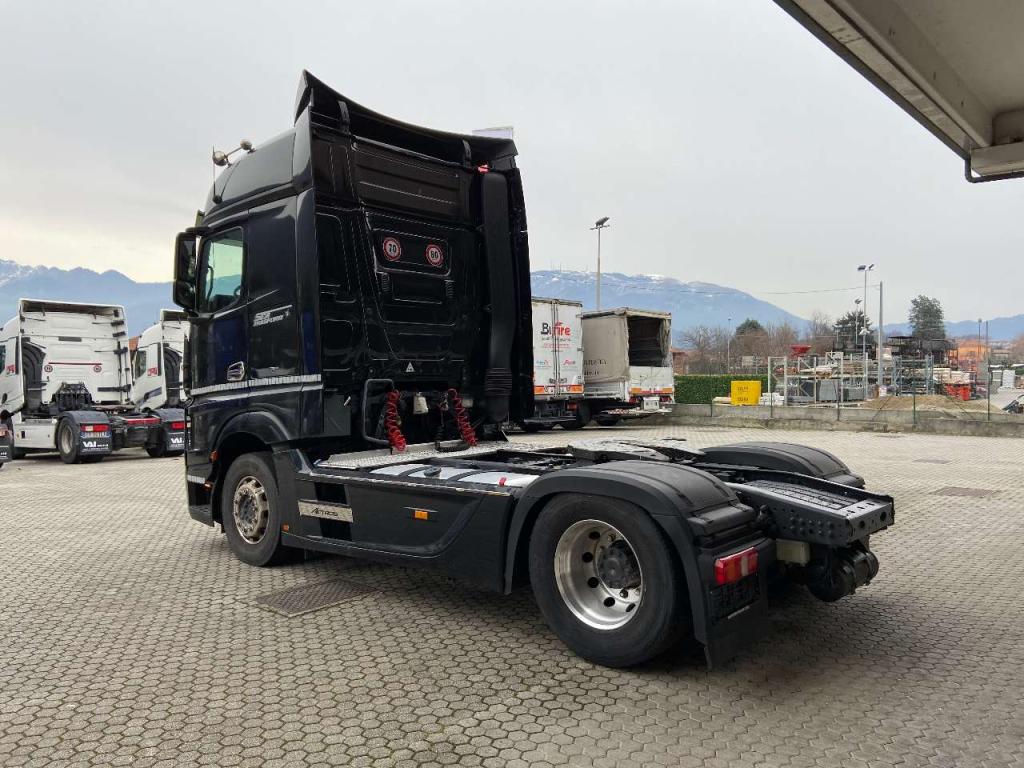 Mercedes-Benz 420 Euro 6 Photo 14