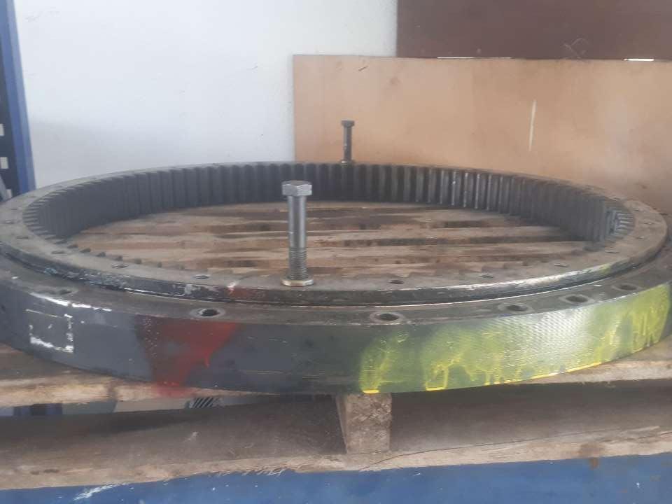 Couronne d'orientation pour Caterpillar 317B Photo 1