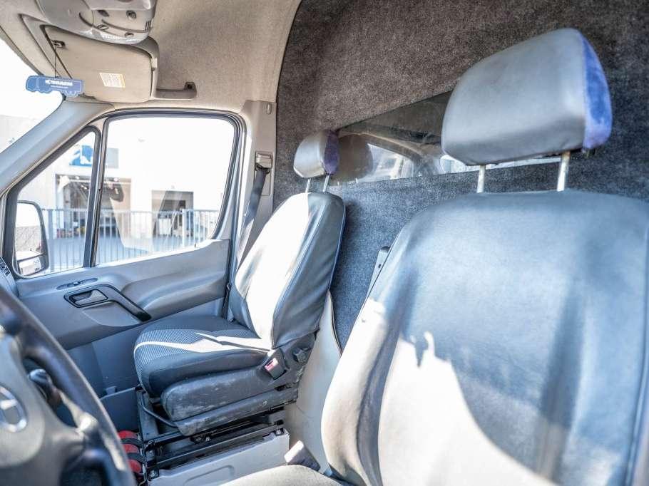 Mercedes-Benz SPRINTER 519 CDI Photo 15