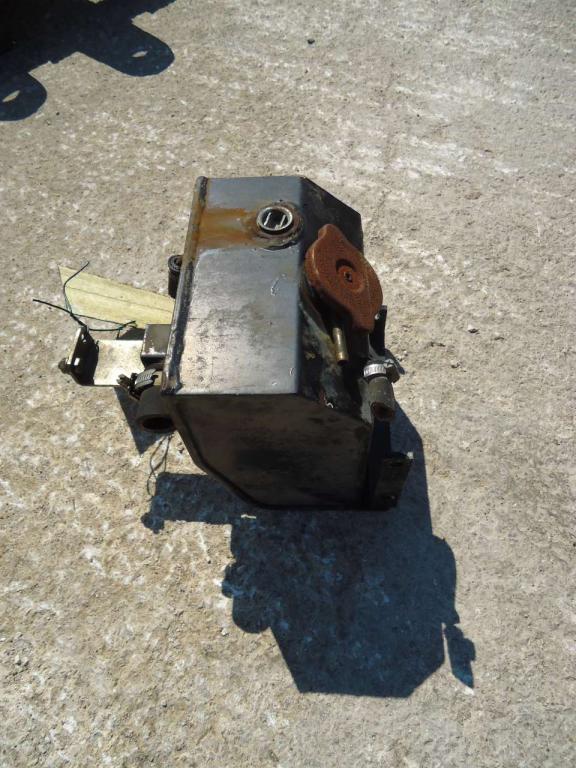 Vaschetta acqua pour Fiat Hitachi W130 Photo 2