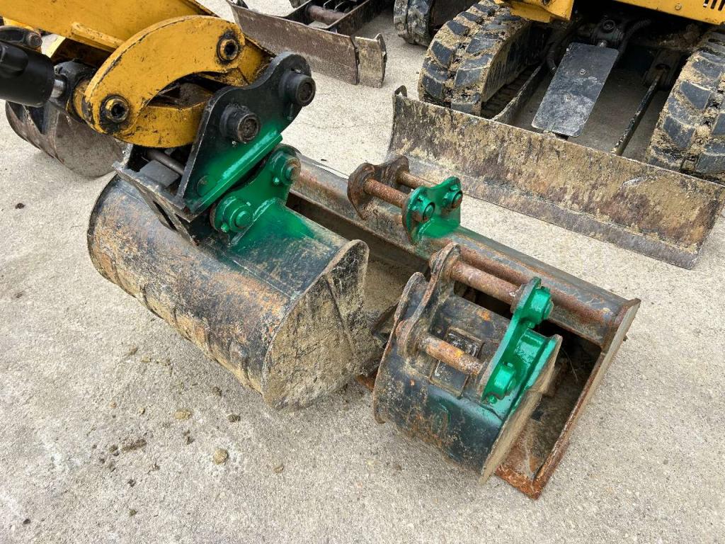Caterpillar 301.6 Photo 2