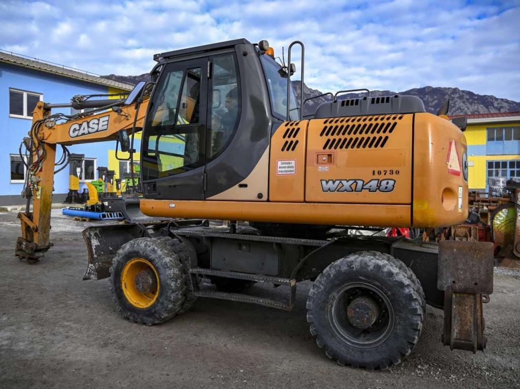 Case WX148 Photo 3