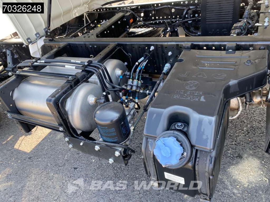JAC N 90 4X2 Photo 18