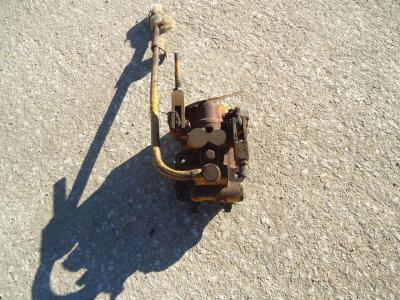 Distributeur d'embrayage de direction pour Fiat Allis FL9 en vente par OLM 90 Srl