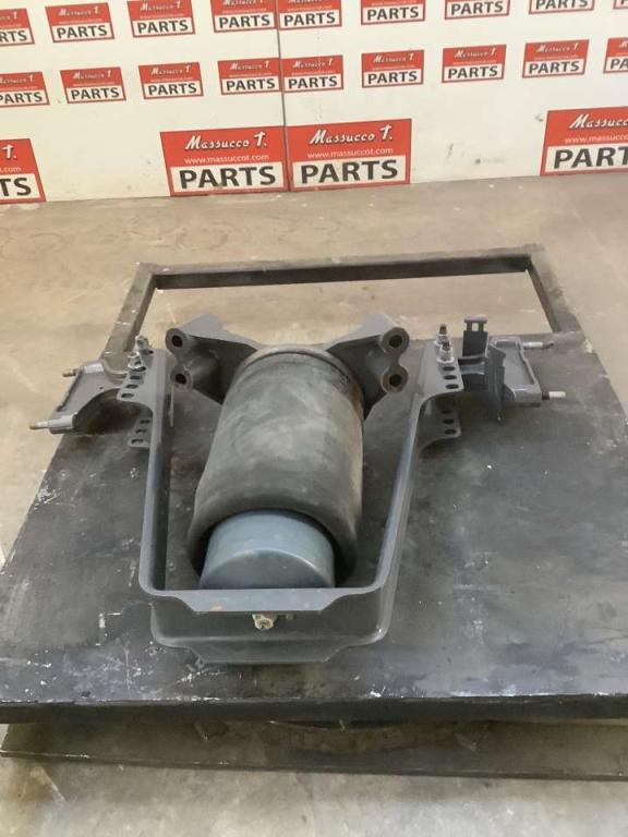 Sospensione pneumatica posteriore pour Volvo FH16 550 6x4 Photo 2