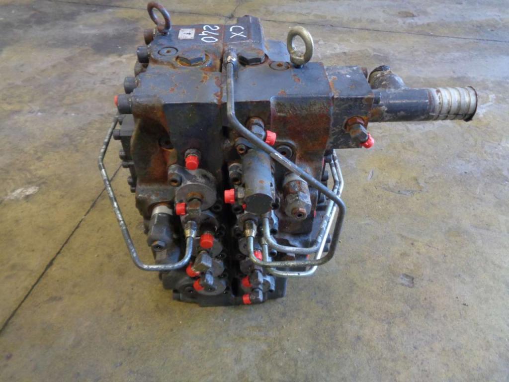 Distributeur hydraulique pour Case Cx 240 Photo 3