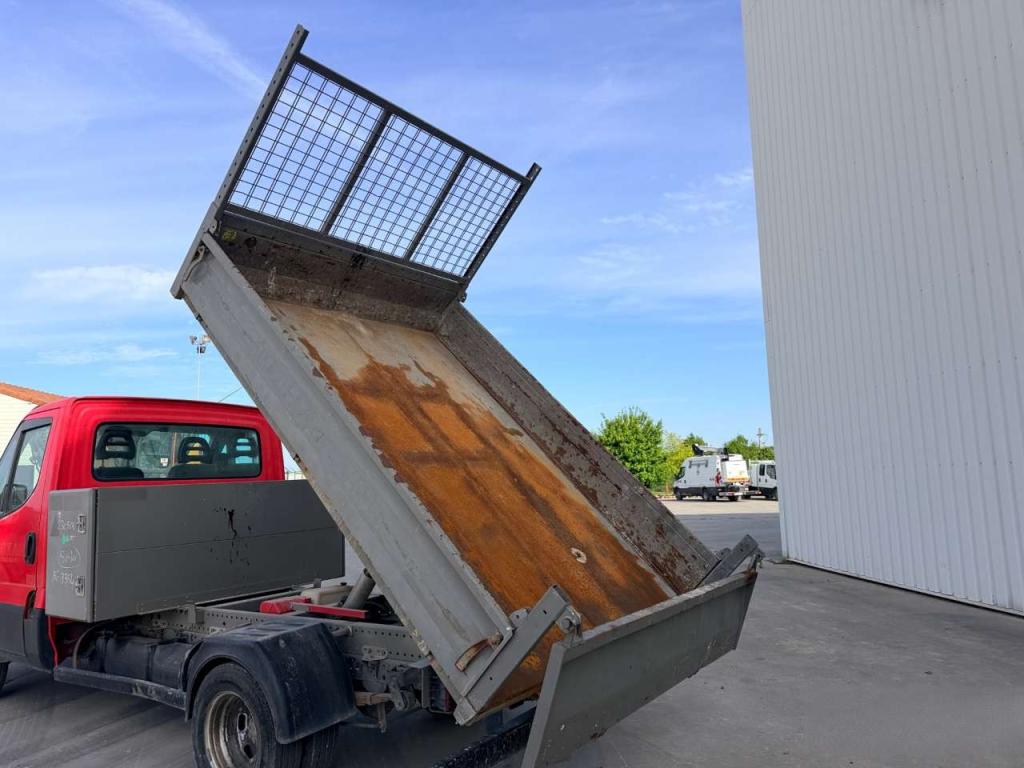 Iveco DAILY 35-130 Photo 4