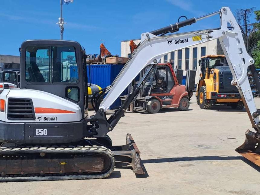 Bobcat E50 Photo 6