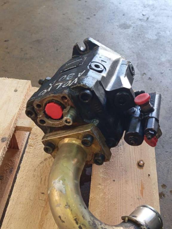 Pompe hydraulique pour Volvo A 30 D Photo 2