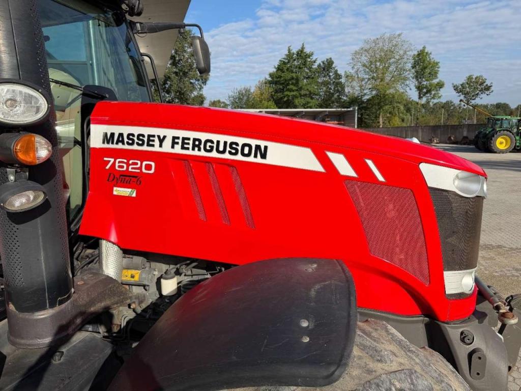 Massey Ferguson 7620 Dyna 6 Air Brakes - Front Linkage Photo 14