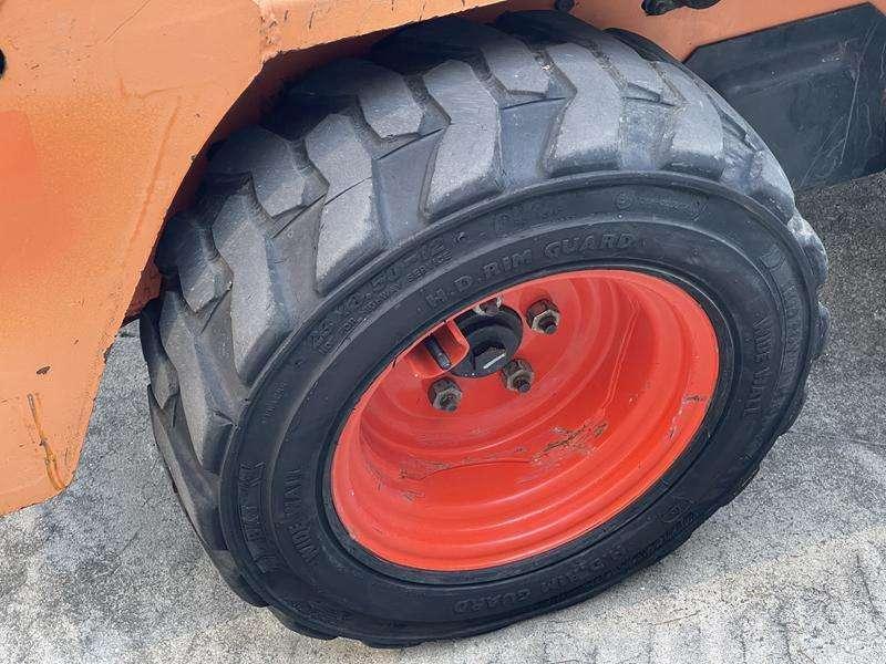 Bobcat S 70 Photo 10