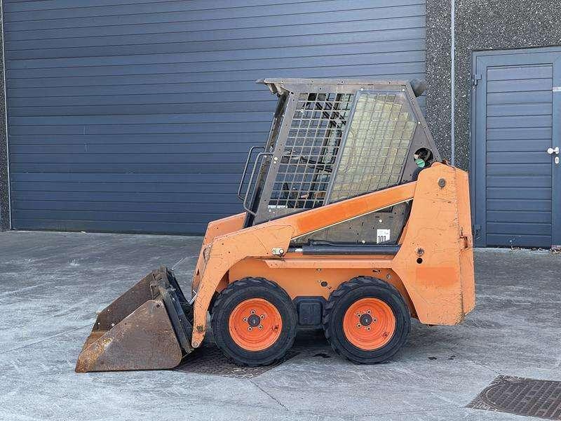 Bobcat S 70 Photo 2