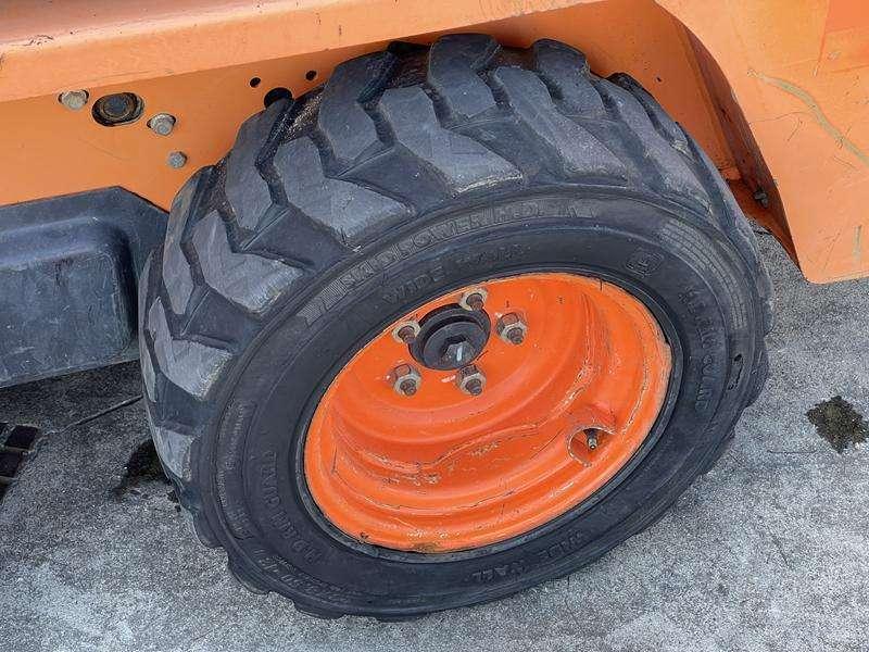 Bobcat S 70 Photo 9