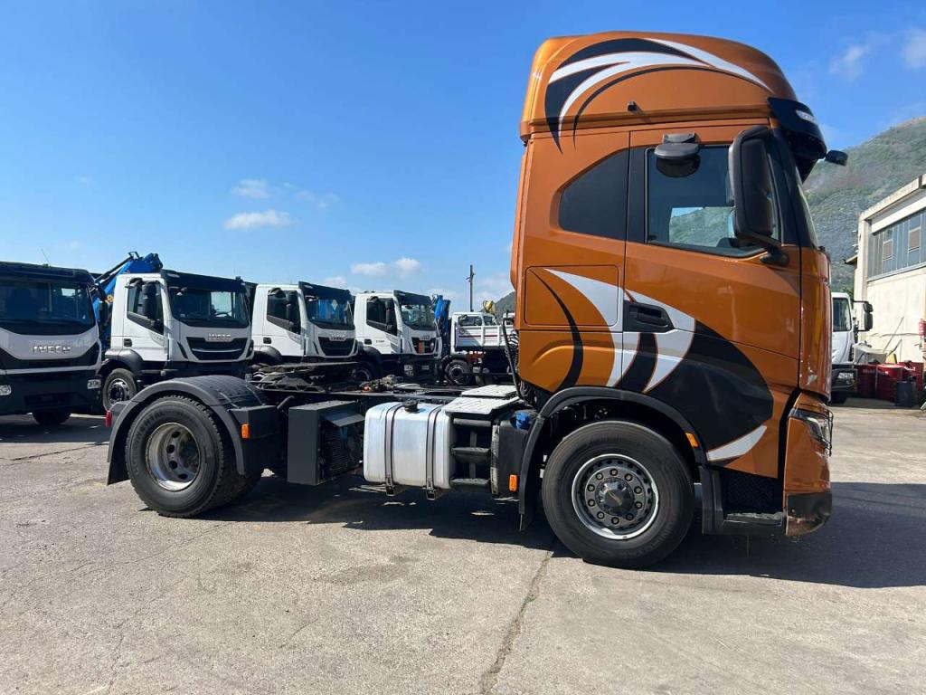 Iveco X-WAY 480 Photo 8