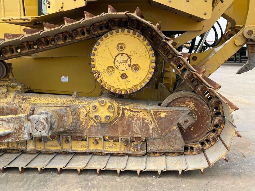 Caterpillar D6T LGP Photo 12