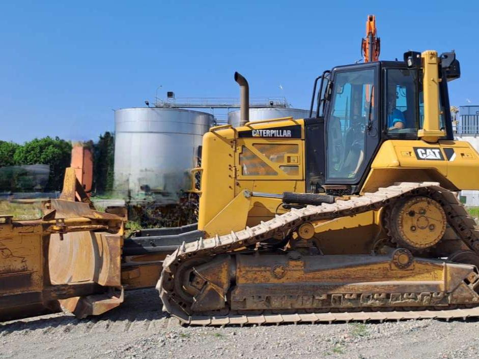 Caterpillar D6N LGP Photo 2