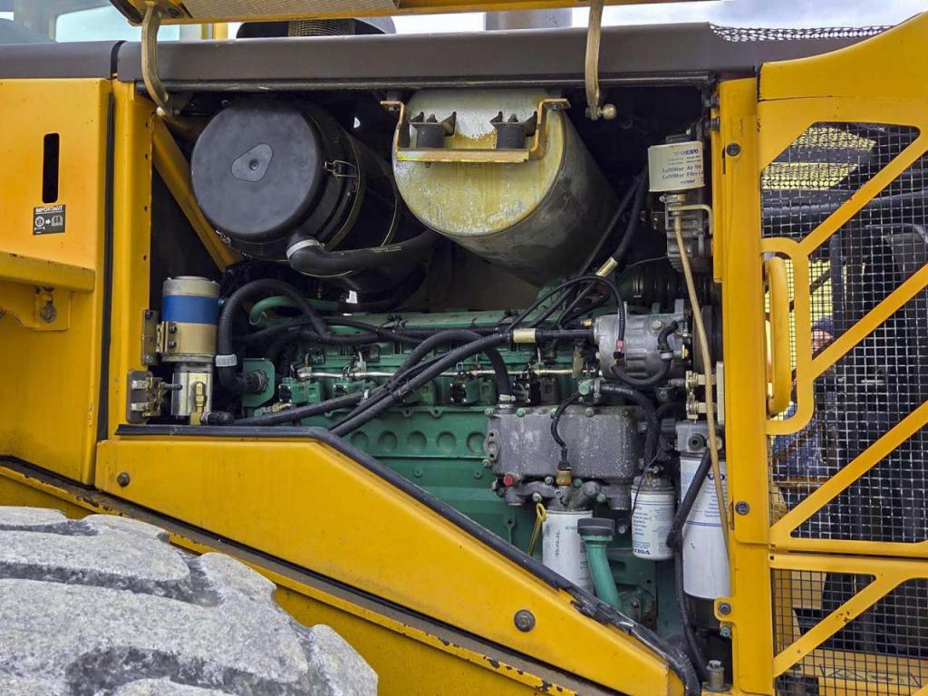 Volvo L110E Photo 14