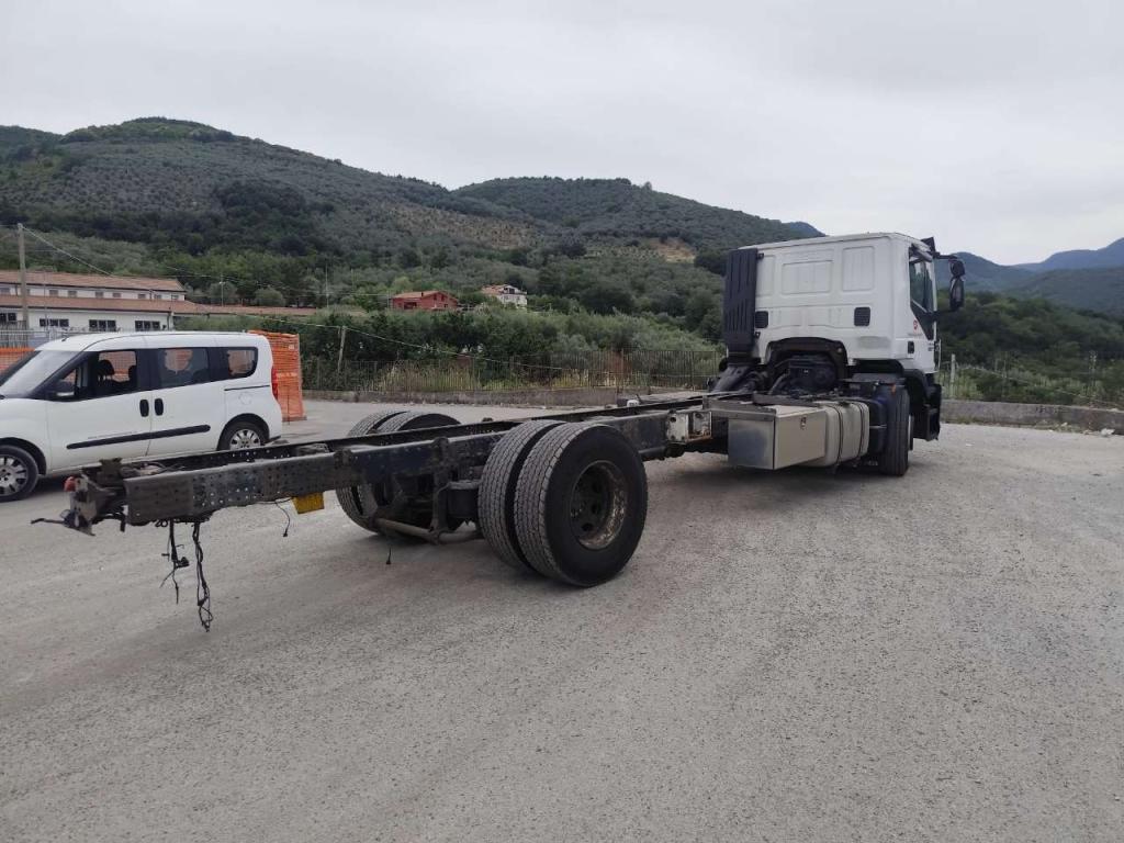 Iveco STRALIS HI-STREET AD190S42 Photo 16