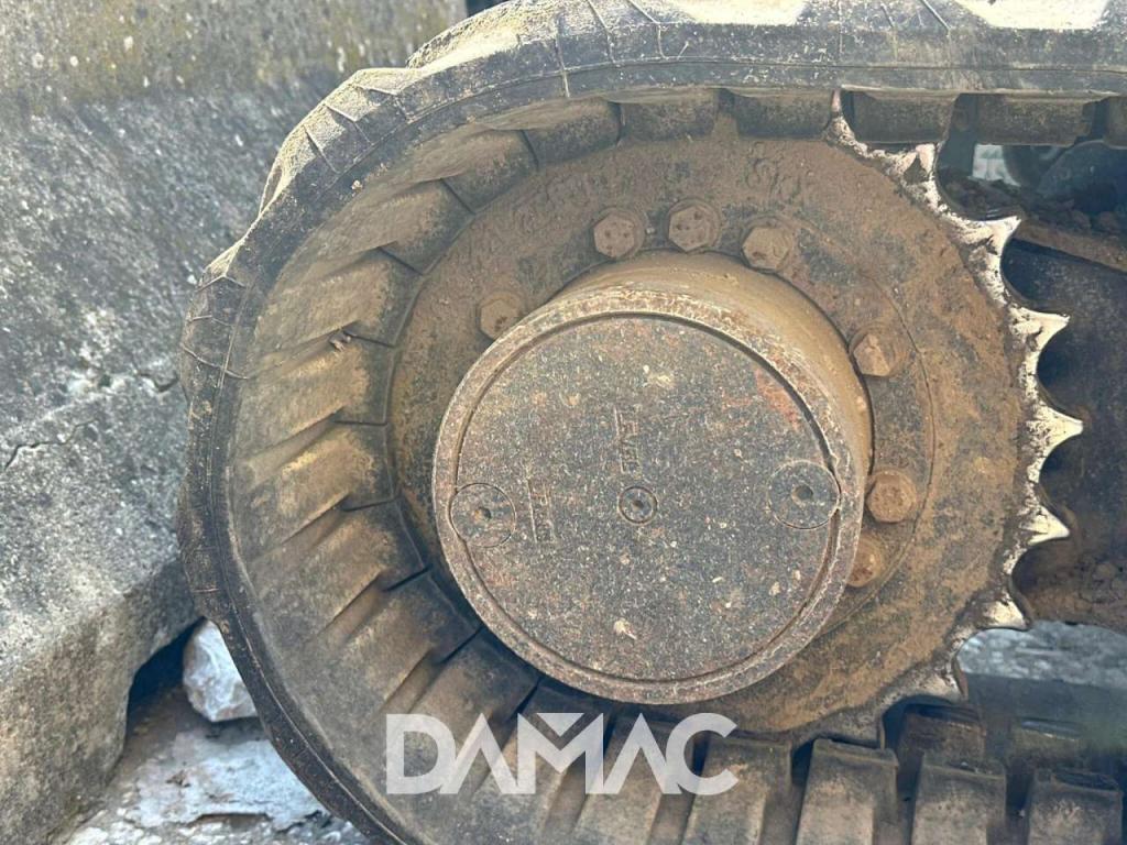 Komatsu PC26MR-3 Photo 19