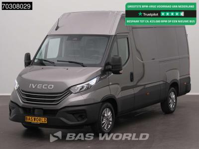 Iveco Daily 35S21 3.0L Automatic 210HP L2H2 ACC LED Airco Camera CarPlay Parking Sensors 3,5t Towing Capa en vente par BAS World B.V.