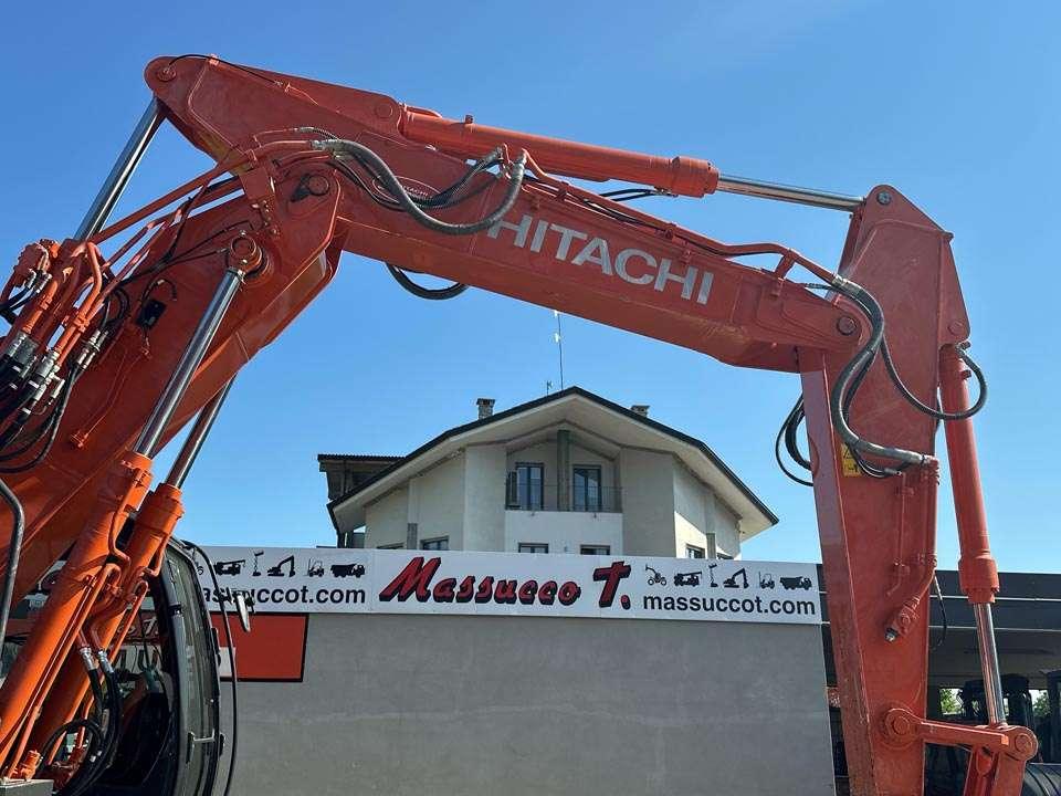 Hitachi ZX225USLC-6 Photo 8