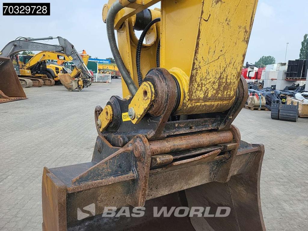 Caterpillar 326 F LN 3M Wide - German Machine Photo 12