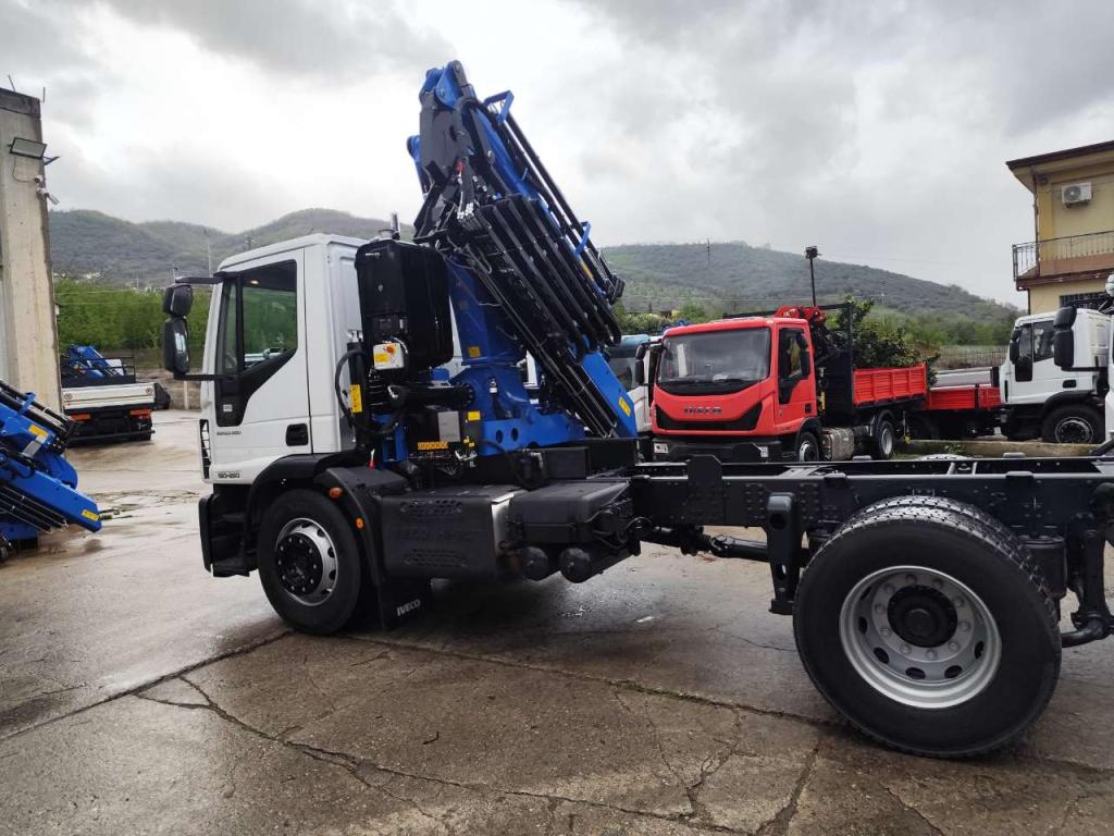 Iveco EUROCARGO 180-250 Photo 10