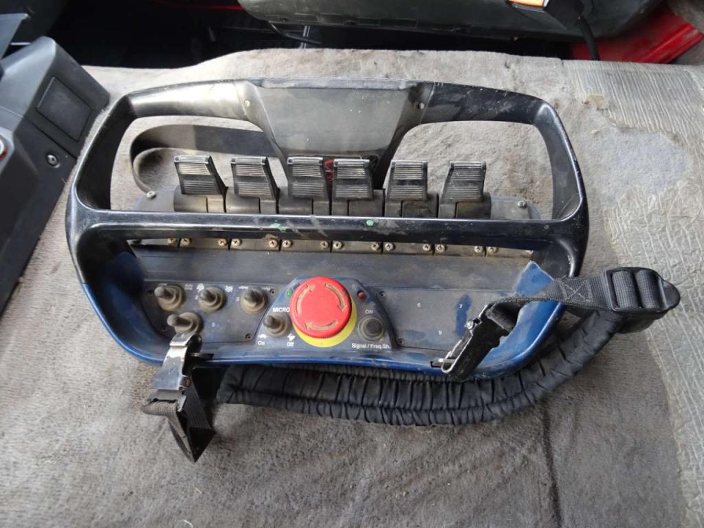 Iveco EUROTECH 240E42 Photo 9