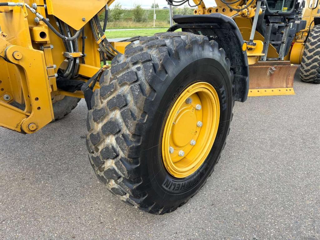 Caterpillar 140 AWD 15A CE / TUV / EPA Trimble prepared Photo 10