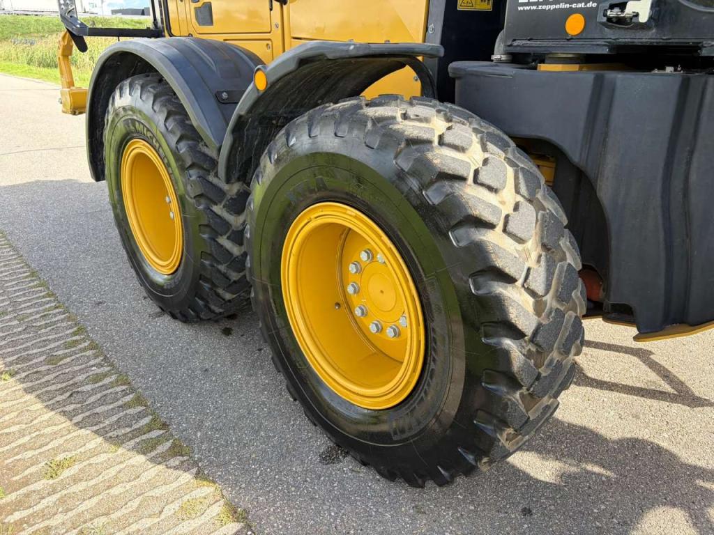 Caterpillar 140 AWD 15A CE / TUV / EPA Trimble prepared Photo 14