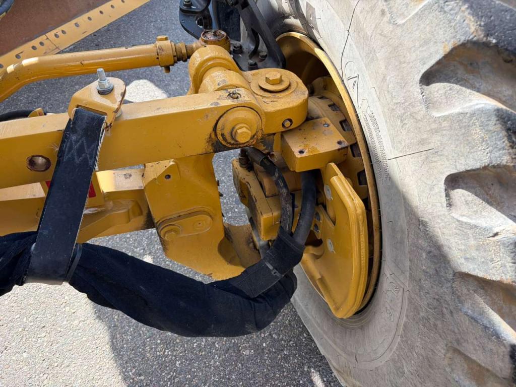 Caterpillar 140 AWD 15A CE / TUV / EPA Trimble prepared Photo 17