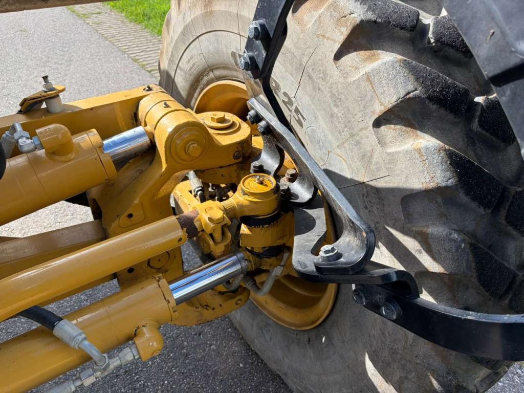 Caterpillar 140 AWD 15A CE / TUV / EPA Trimble prepared Photo 19