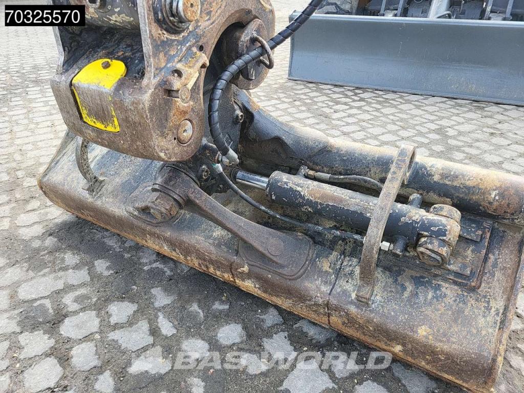 Volvo EW60 E A/C - 3 Buckets Photo 14