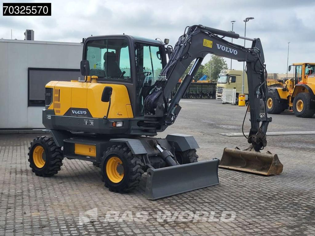 Volvo EW60 E A/C - 3 Buckets Photo 9