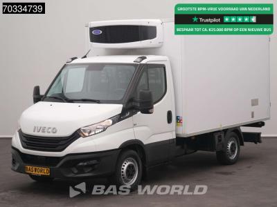Iveco Daily 35S16 Automaat Koelwagen Vriezer Zijdeur Achterdeuren Carrier Xarios 5 Airco Camera Euro6 Bak en vente par BAS World B.V.