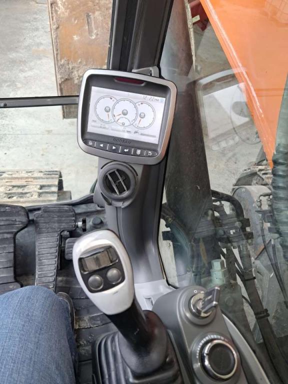 Doosan DX235NLC Photo 10