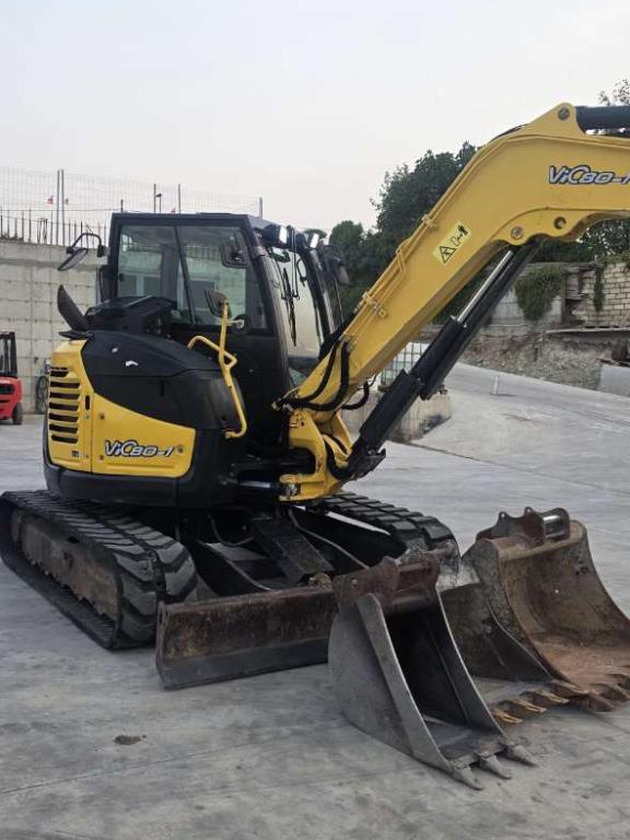 Yanmar VIO80 Photo 12