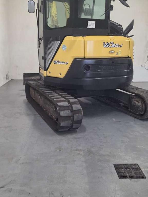 Yanmar VIO80 Photo 6