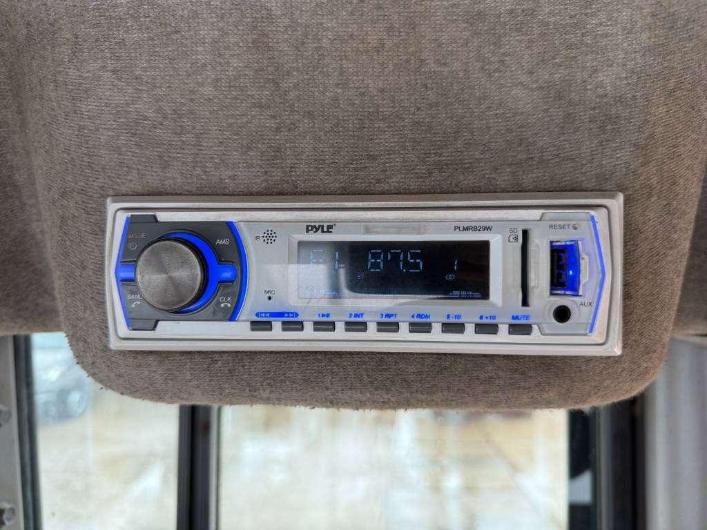 Volvo G946 AWD - 4.25m Blade Width / Airco / 6x6 Photo 12