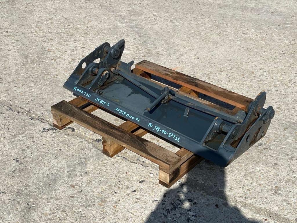 Komatsu SK815-5 Photo 11
