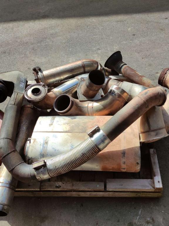 Pot d'échappement pour Caterpillar 730 Photo 7