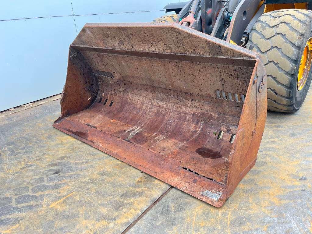 Volvo L120G - Dutch Machine / 3rd Function Photo 16