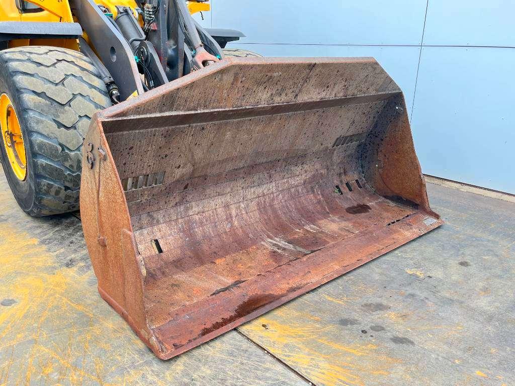 Volvo L120G - Dutch Machine / 3rd Function Photo 19