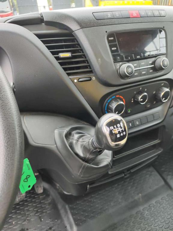 Iveco DAILY 35-140 Photo 16