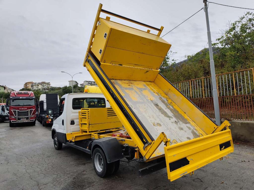 Iveco DAILY 35-140 Photo 27